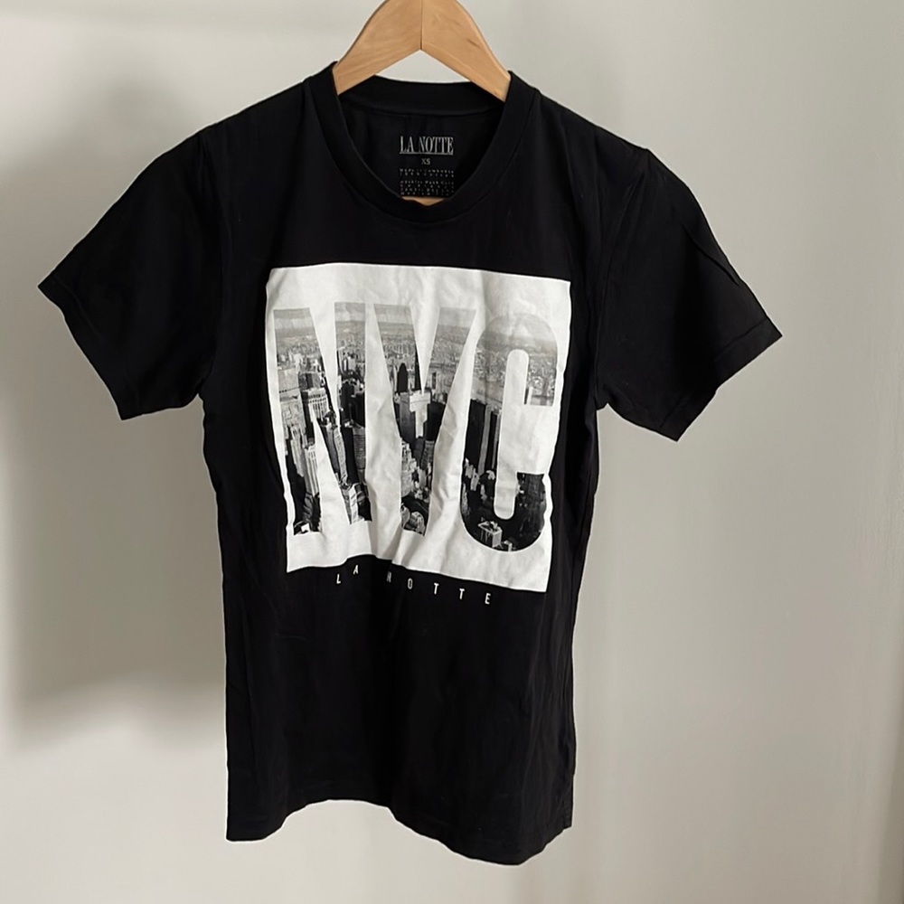 La Notte Aritzia NYC Graphic Tee